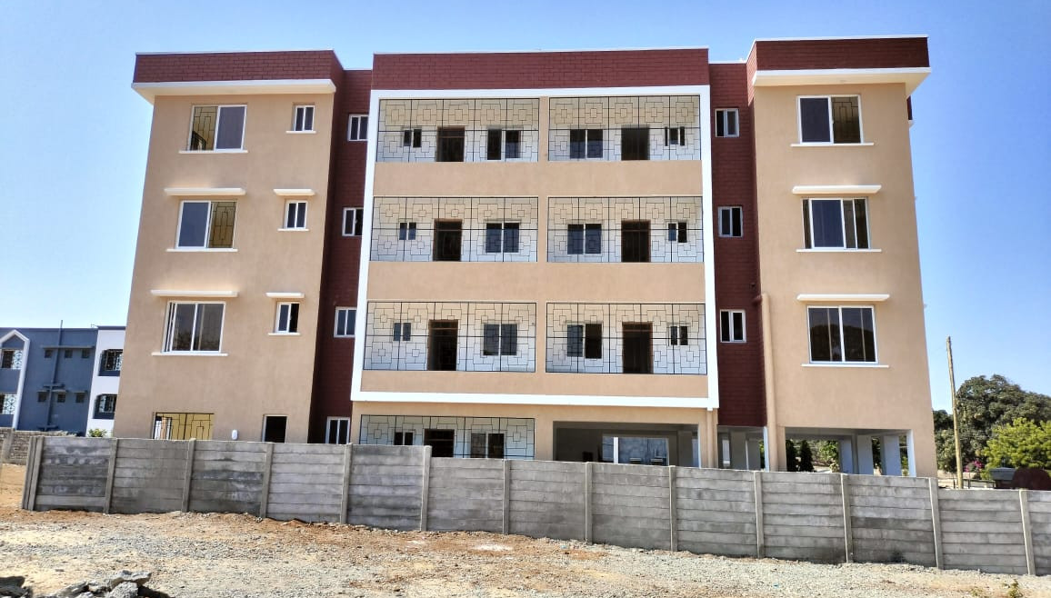 3 & 2 Bedrooms Apartments