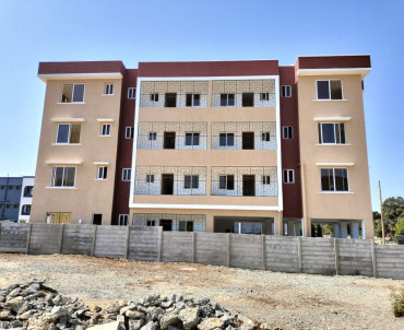 3 & 2 Bedrooms Apartments